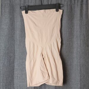 SPANX High Waist Shapewear